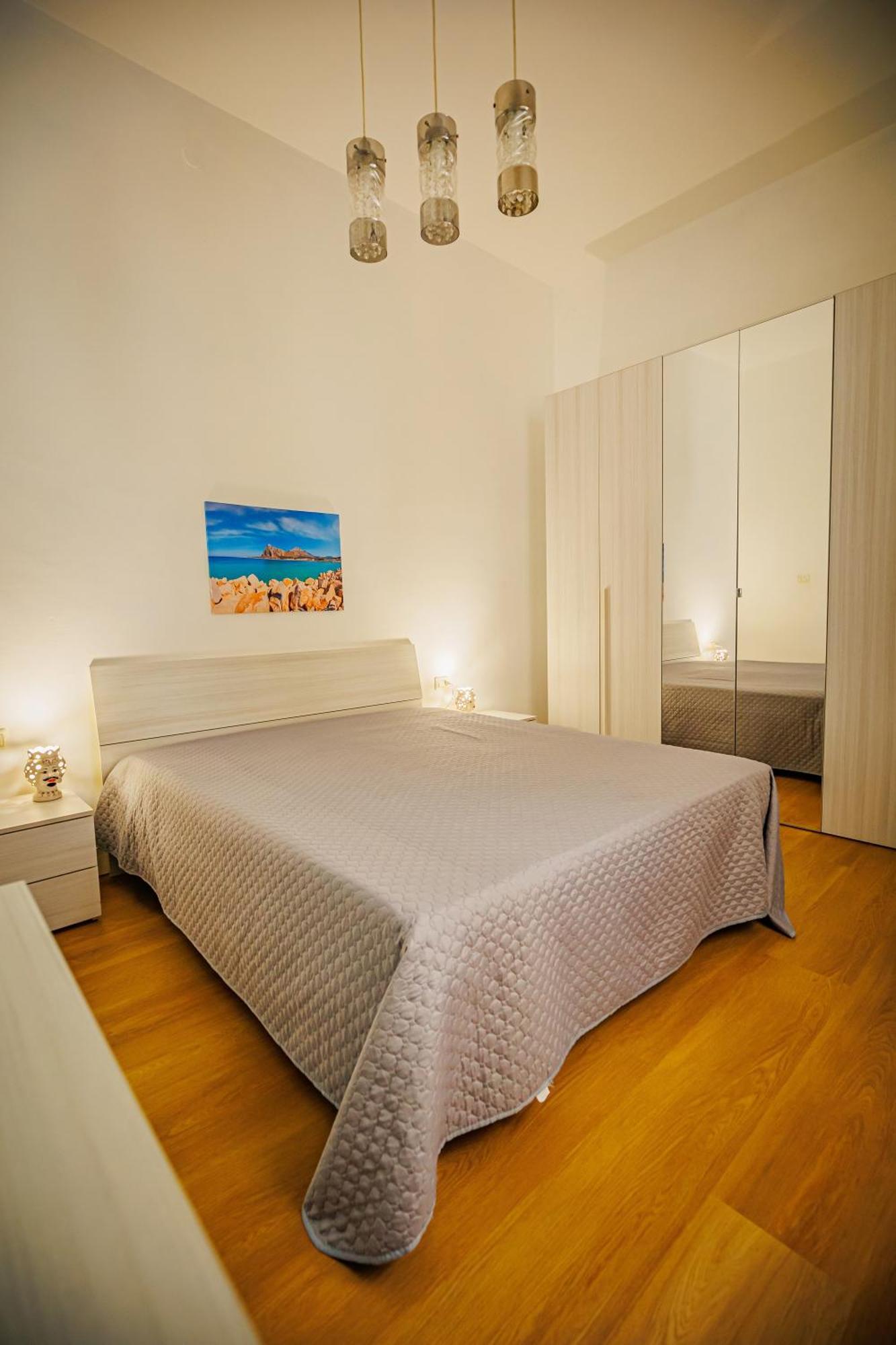 Attracco Apartment Trapani Dış mekan fotoğraf